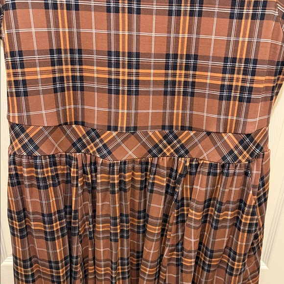 torrid Brown Plaid Short-Sleeve Fit & Flare Dress - Picture 4 of 4